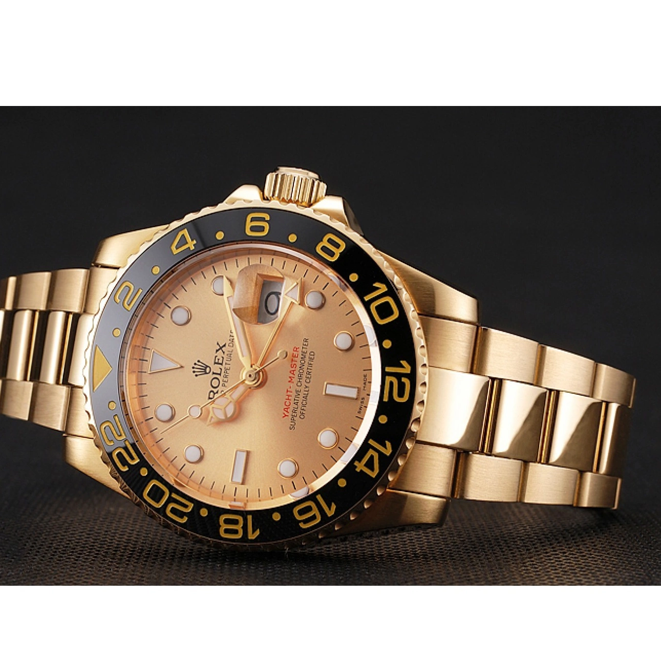 Aaa replica watch Bracelet Gold II Black Bezel Swiss 1453749 GMT Case Dial Rolex Gold And Master 0725